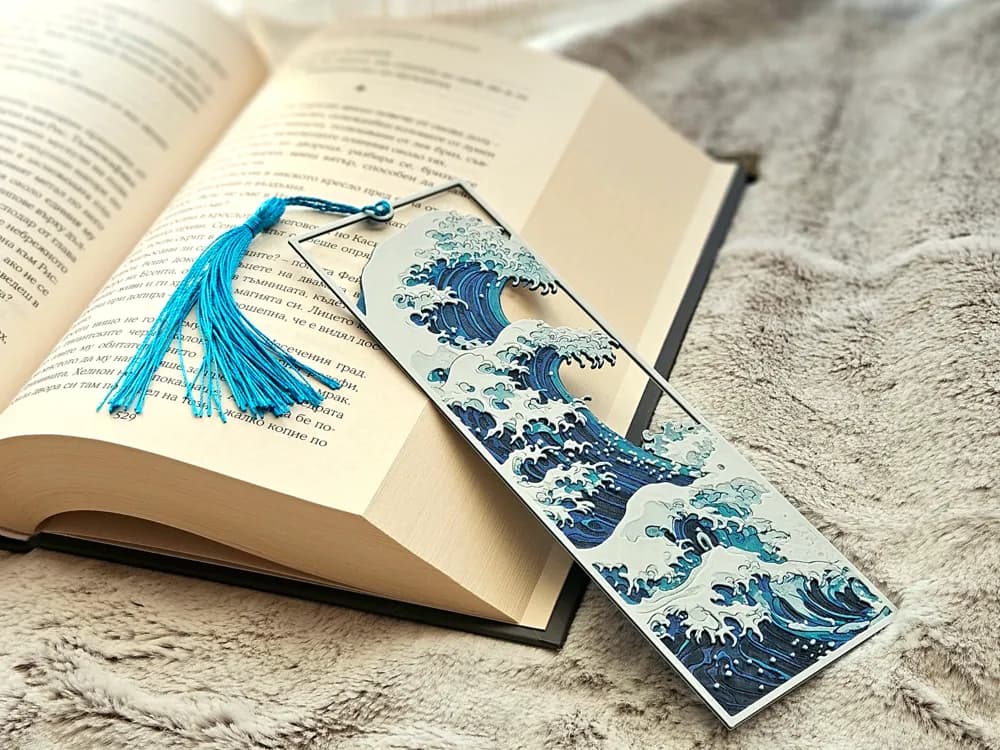 Wave Pattern Bookmark